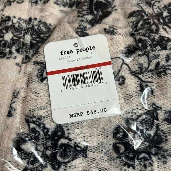 Free People Layered in Lace Legging Ivory Combo‎ Size XS NWT FP - Picture 6 of 8